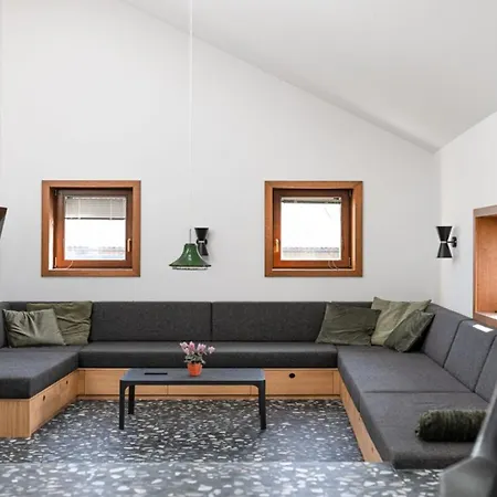 Tatil Evi Vrba Zirovnica