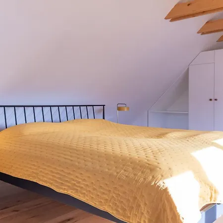 Vrba Holiday home Zirovnica