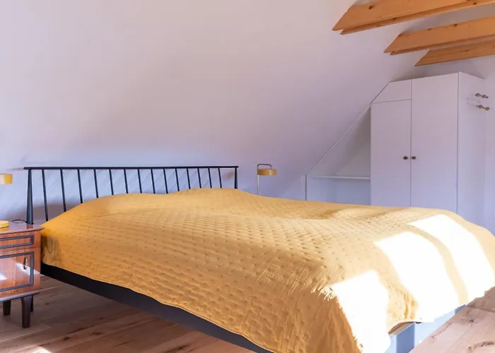 Vrba 度假居 Zirovnica